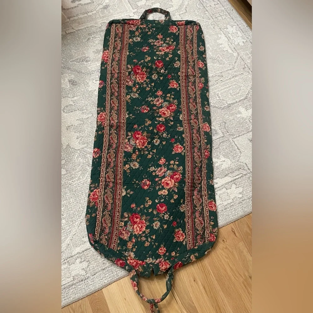 Vera Bradley Rare Retired Indiana Greenbriar Garment Bag